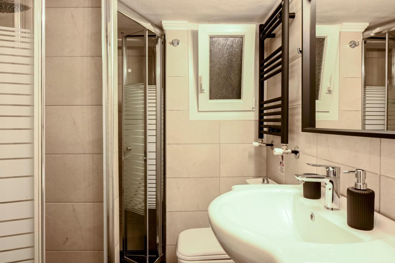 Thessaloniki Center Deluxe Apartment Екстер'єр фото